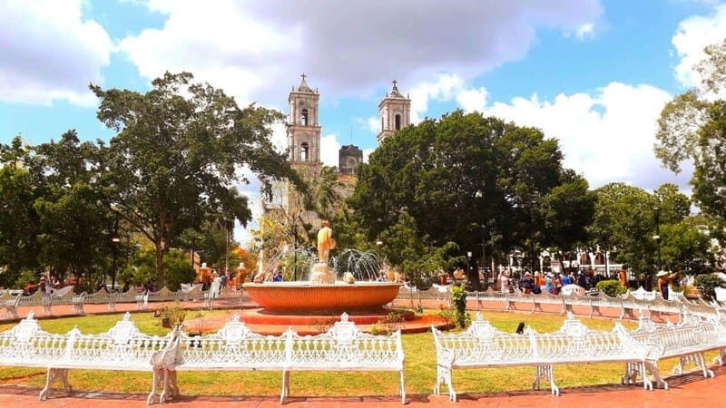 Playa del Carmen: Chichen Itza, Valladolid, Cenote & Buffet - Timing and crowds: why early departures feel smarter