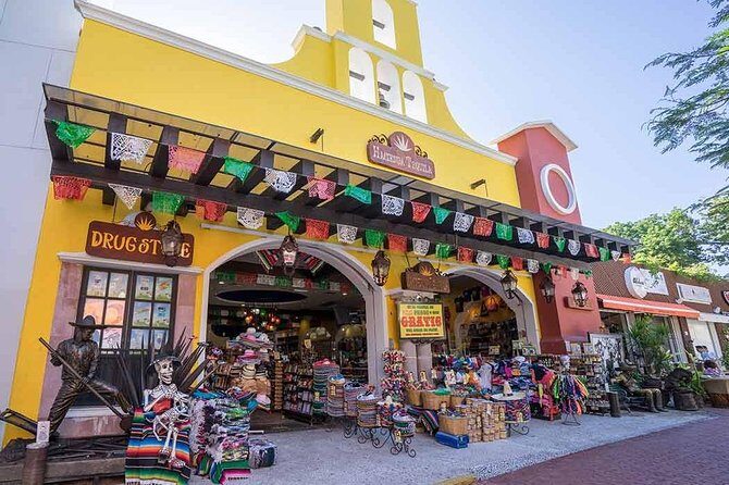Playa del Carmen Shopping Tour Fifth Avenue and Mamitas Beach Club - Quinta Avenida (5th Avenue): The Downtown Part That Matters