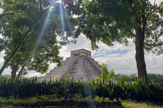 Private Chichen Itza, Cenote and Valladolid Tour with Lunch - Suytun Cenote Swim and Jump: The Refresh Break That Changes the Day