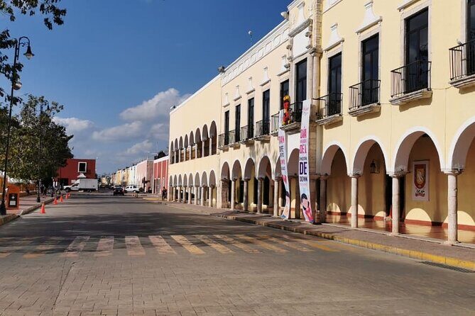 Private Full-Day Guided Chichen Itza Tour with Lunch - Valladolid colonial wandering and the San Bernardino de Siena stop