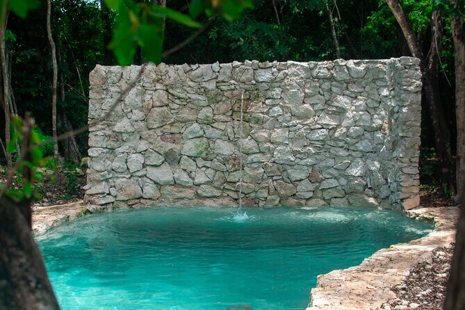 Private Jeep Cenotes Expedition in Cozumel – Swim & Mayan Park - Stop 3: Playa Publica San Martin for Lunch and a Local Beach Break