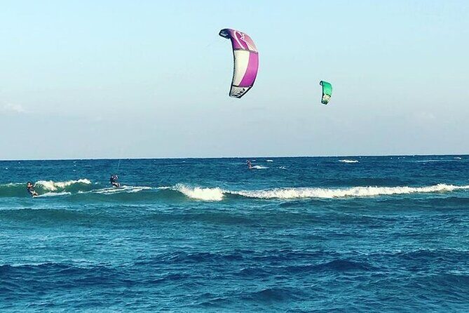 Private Kitesurfing Lessons in Tulum with a Private Beach Access 3hrs - Private instructor energy: how it changes your speed and confidence