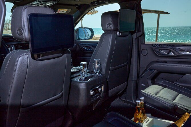 Private Luxury SUV Transfers from Tulum Airport - Flight Tracking in Real Life: What Happens If Your Plane Is Late