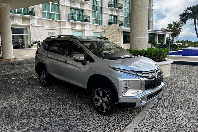 Private one way transfer to Tulum from Tulum airport - Drop-Off In Tulum: Main Entrance, Luggage Help, Friendly Farewell