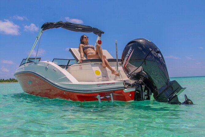 Private snorkeling with 23ft Sea Ray in San Miguel de Cozumel - Private 23ft Sea Ray in Cozumel: what you’re really paying for