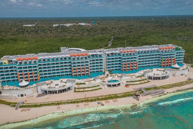 Private Transfer Cancun Airport to Nickelodeon Riviera. - Timing: the practical importance of a 6:00am start