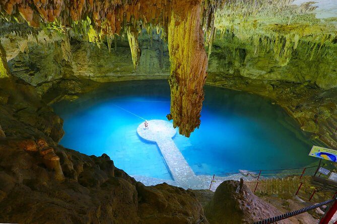 Private transfer for 5 hours (go dinner,cenotes, shopping and more) - Private chauffeur in Tulum: you pick the cenotes, shopping, and dinner