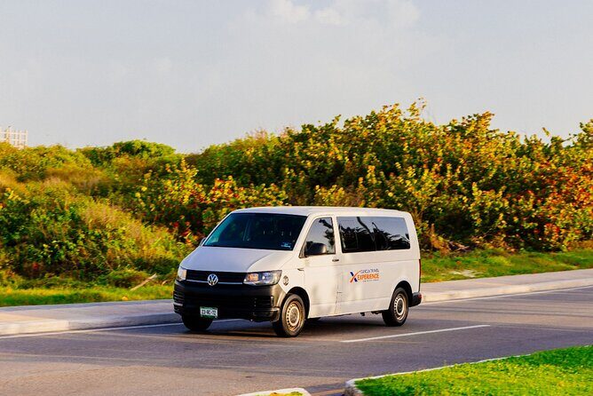 Private Transportation to/from Playa del Carmen or Riviera Maya - The ride to Playa del Carmen or Riviera Maya: comfort that actually shows up