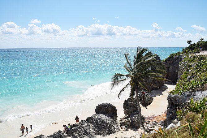 Private Tulum Ruins & Akumal Turtle Adventure - Entering Tulum Ruins with a real guide and room to breathe