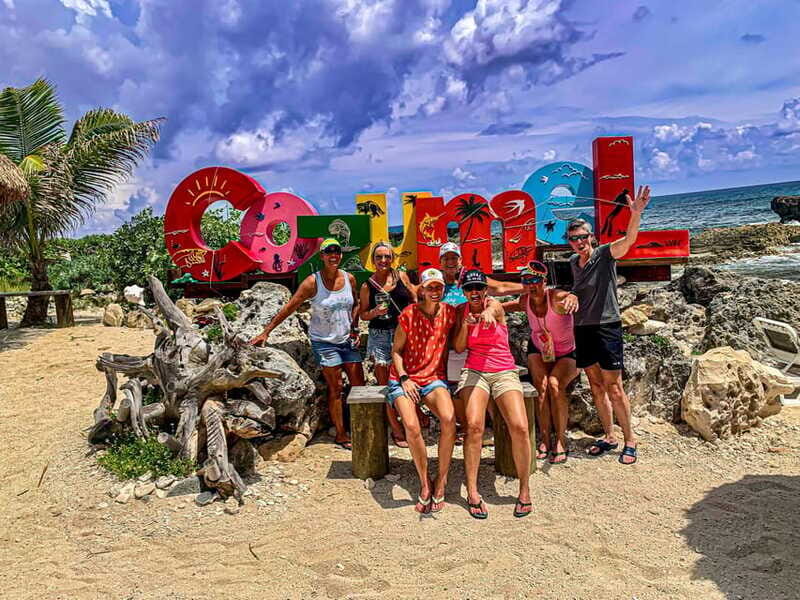 Private Van Service. Tasting the best of Cozumel - Hard Rock Cafe pickup: the easy meeting point trick