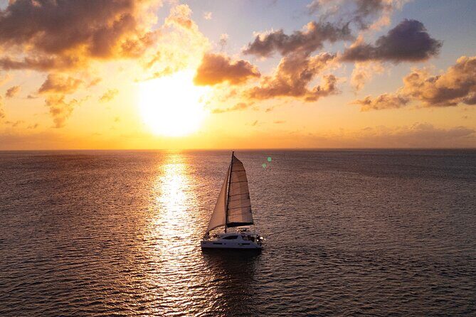 Riviera Maya Luxury Sunset Sailing plus Light Dinner and Open Bar - Key things that make this cruise worth a look