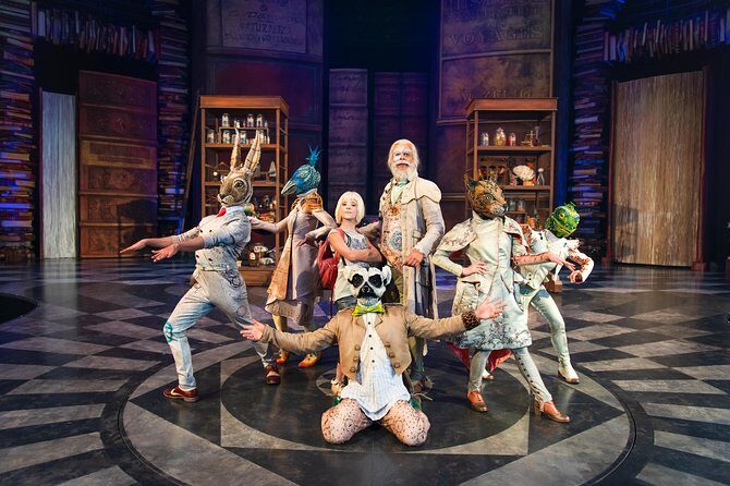 Round-Trip Hotel Pick up + Cirque du Soleil JOYÀ Tickets - Small group size and what it means for your night