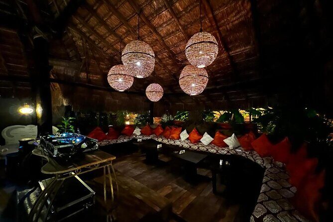 Salsa Class,Mezcalita Workshop & Mexican Dinner - Mezcalita workshop: make a drink from scratch
