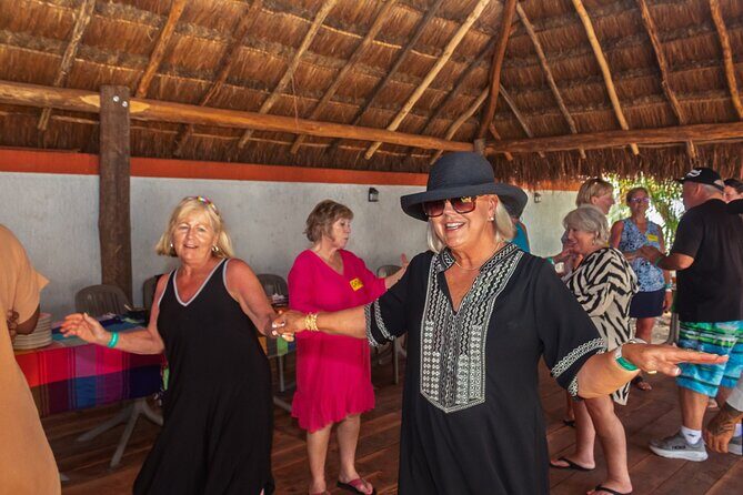Shake It Up- Dance & Salsa Tequila Experience With Transfer - Food and drinks: what’s included, and how to plan around it
