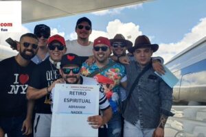 Shared Transportation from Cancun Airport to Playa del Carmen - Arriving at Cancun Airport: Finding Your Sign, Timing, and WhatsApp
