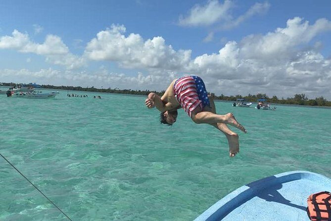 Sian Ka'an Biosphere Full Day Boat Tour with Lunch - The beach break: gorgeous, but it’s not a classic dry sand setup
