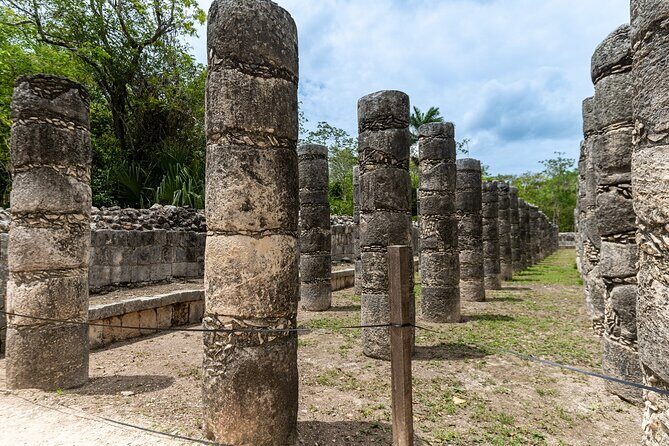 Small Group with early access to Chichen Itza, Ekbalam and Cenote - Small Group Size and English Guidance: Why the Day Feels Organized