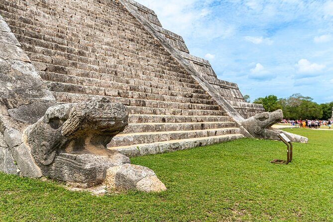 Small Group with early access to Chichen Itza, Ekbalam and Cenote - Playa del Carmen Pickup, Meeting Points, and the Real Timeline