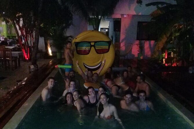 Social Pubcrawl Barcrawl Tulum - Stop 2: Tulum Food Trucks and Optional Karaoke