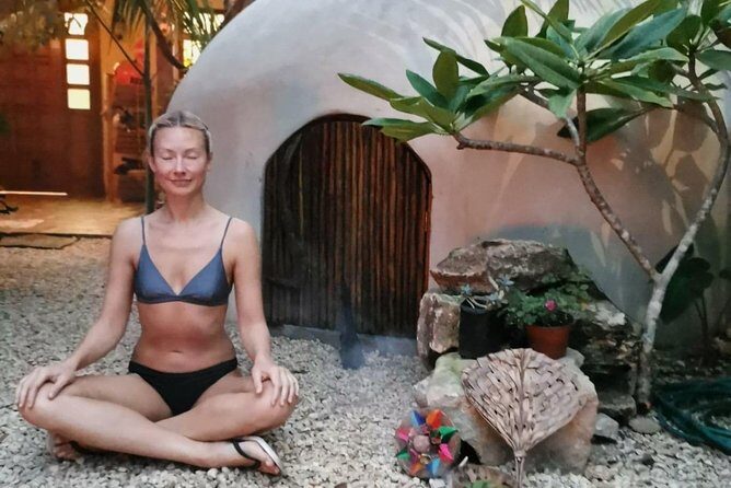Traditional and ancestral Temazcal experience - Inside the Temazcal: Navel-Circle Seating, Volcanic Stones, and Steam