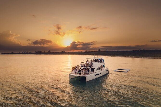 Tulum All Inclusive DJ Party – 51' Leopard PowerCat 4h - Who This Yacht Party Fits Best (And Who Might Want to Skip It)