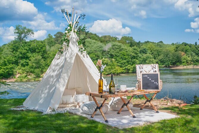 Tulum Beach Luxury Picnic Experience - Games, Bluetooth Music, and the Easy-Going Private Feeling