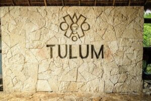 Tulum & Cenote Adventure - Tulum ruins: Temple of the Frescoes and a guide who connects the dots