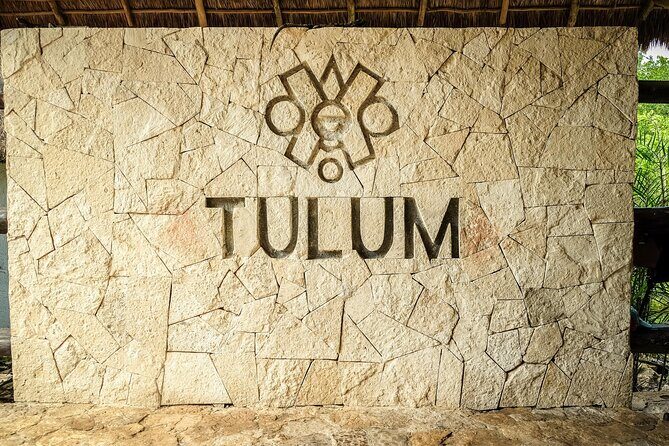 Tulum & Cenote Adventure - Tulum ruins: Temple of the Frescoes and a guide who connects the dots