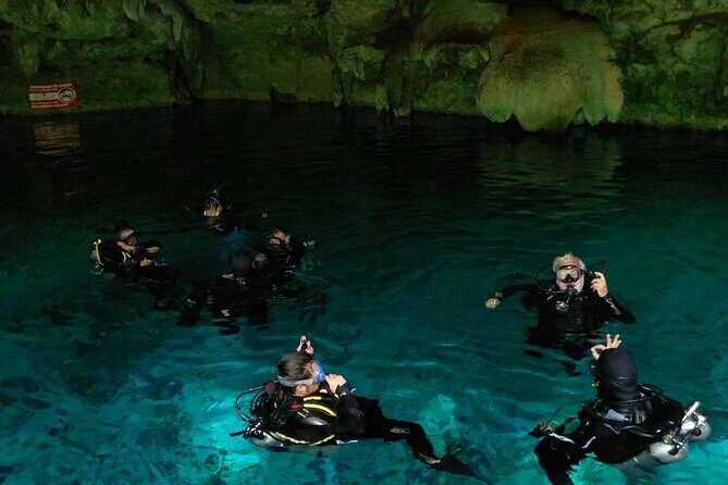 Tulum Cenote DOS OJOS Unforgettable Scuba Dive Tour - Gear, torch, and the 5mm wetsuit: comfort under the water