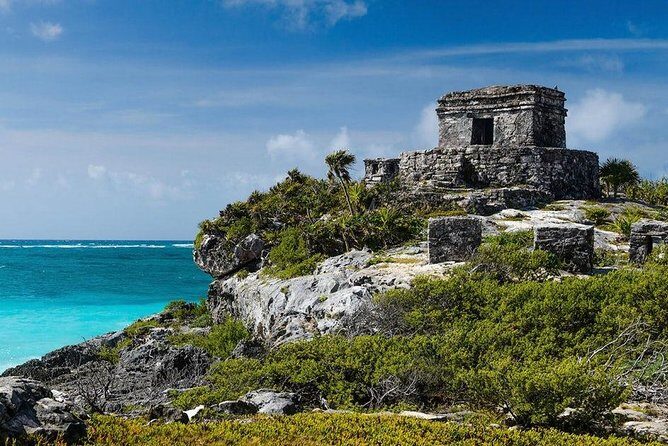 Tulum, Coba, Cenote , 3 places in 1 day - Stop 1: Tulum Archaeological Site With a Guided Walk