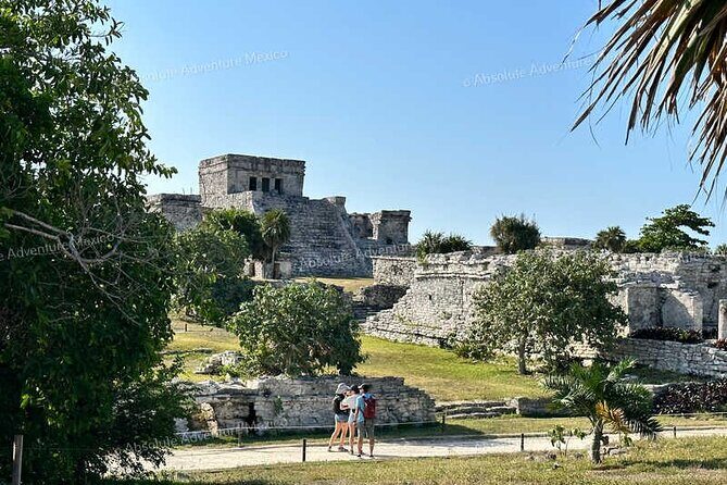 Tulum Express Private Tour – Early Access Beat the Crowds - The souvenir window right at the exit