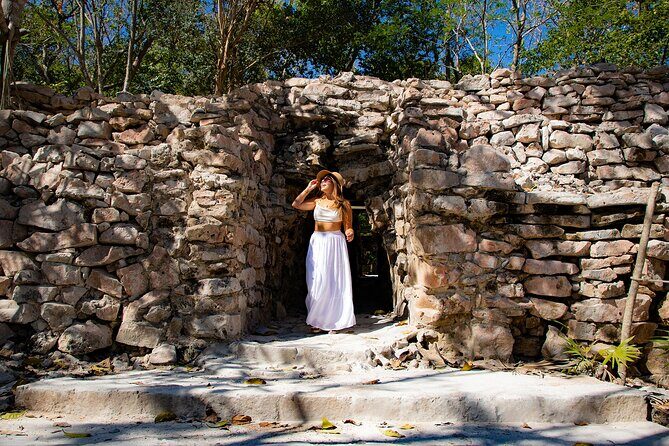 Tulum Guided Tour, Magical Cenote, Lagoon Snorkeling and Beachside Lunch - Tulum Archaeological Site: guided walk, then you roam