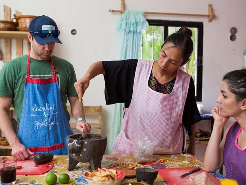 Tulum: Mexican Cooking Class in Local Home - Language and Comfort: Spanish and English in One Session