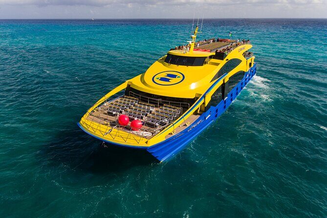 Ultramar Ferry, Regular round ticket, Playa del Carmen-Cozumel - Onboard Experience: Clean Ride, Live Music, and Room for Real Life