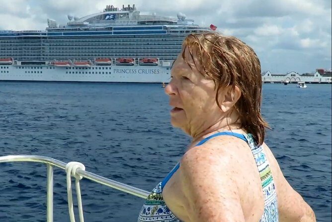 VIP Private Glass Bottom Boat and Snorkeling, 3 Reefs in Cozumel - Safety and Comfort in the Water: How to Make Snorkeling Easier