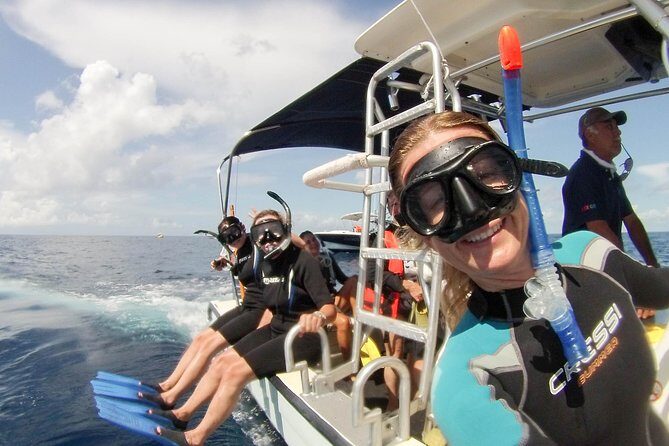 Whale shark encounter Private tour - swim with whale shark cancun - Morning stop at Restaurant Mandinga: Breakfast, briefing, then the search